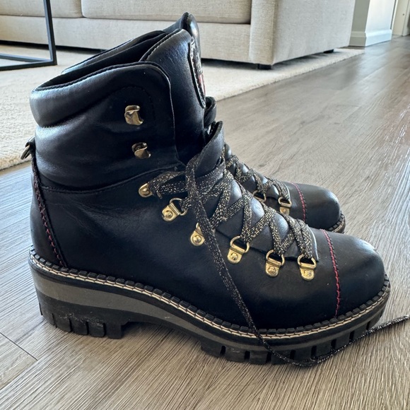 Italian Stylish Black Lace-Up Boots with Crest Detail - Picture 4 of 6